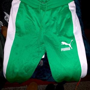 UNISEX HEROES PUMA TRACK PANTS - good condition